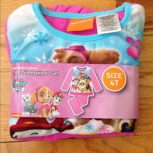 NWT! Paw Patrol 2-piece PJ Set Size 4T